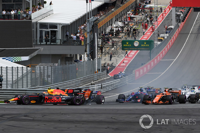Y Verstappen sumó otro abandono