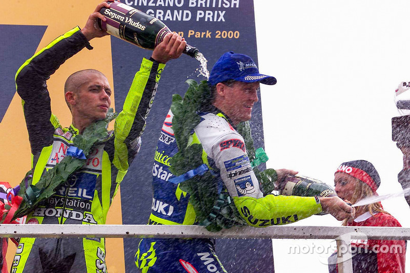 Podium: race winner Valentino Rossi, second place Kenny Roberts Jr.