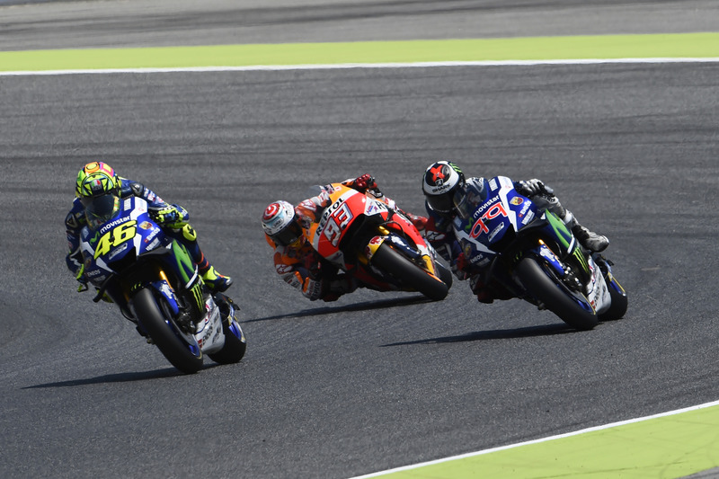 Valentino Rossi, Yamaha Factory Racing pasa a Jorge Lorenzo, Yamaha Factory Racing