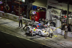 #912 Porsche Team North America, Porsche 911 RSR: Michael Christensen, Earl Bamber, Frédéric Makowie