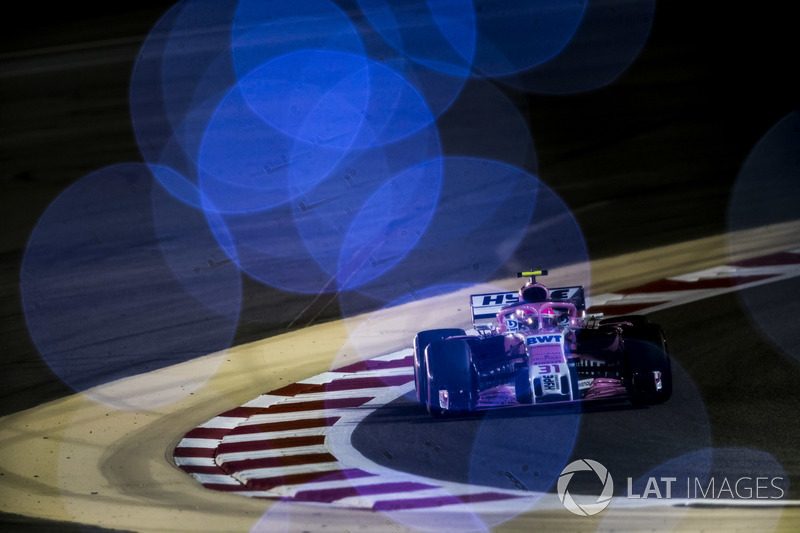 Esteban Ocon, Force India VJM11 Mercedes