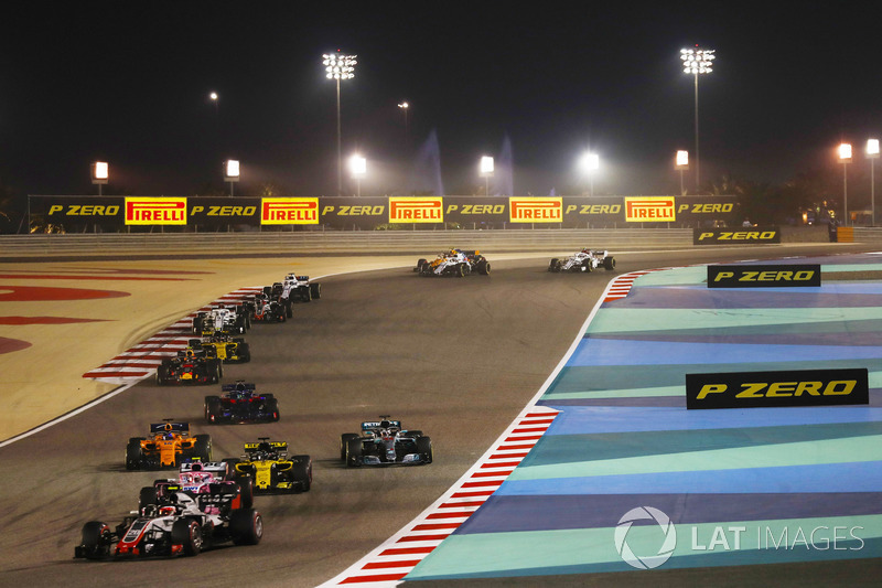Kevin Magnussen, Haas F1 Team VF-18 Ferrari, Esteban Ocon, Force India VJM11 Mercedes, Nico Hulkenberg, Renault Sport F1 Team R.S. 18, Lewis Hamilton, Mercedes AMG F1 W09, Fernando Alonso, McLaren MCL33 Renault