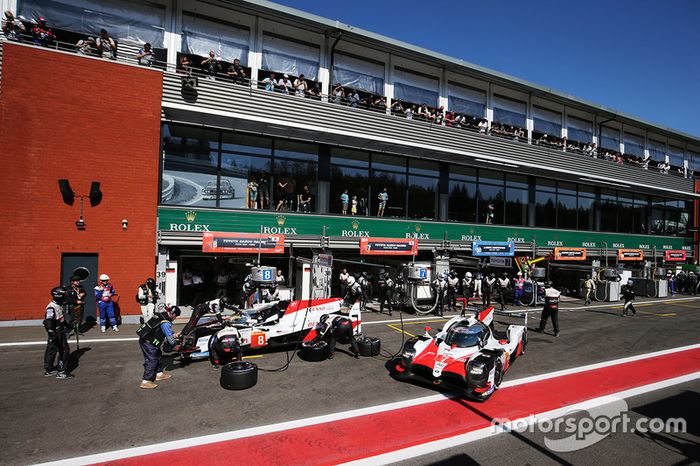 #8 Toyota Gazoo Racing Toyota TS050: Sébastien Buemi, Kazuki Nakajima, Fernando Alonso, #7 Toyota Gazoo Racing Toyota TS050: Mike Conway, Jose Maria Lopez, Kamui Kobayashi