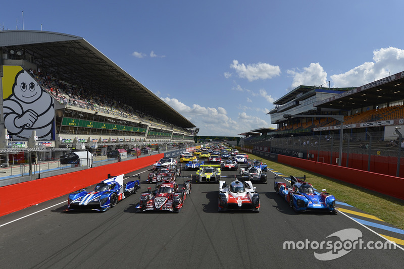 Official cars group photo