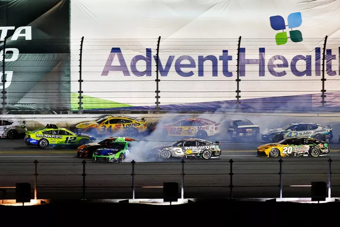 Ryan Blaney, Team Penske Ford, Kyle Busch, Richard Childress Racing Chevrolet, Joey Logano, Team Penske Ford