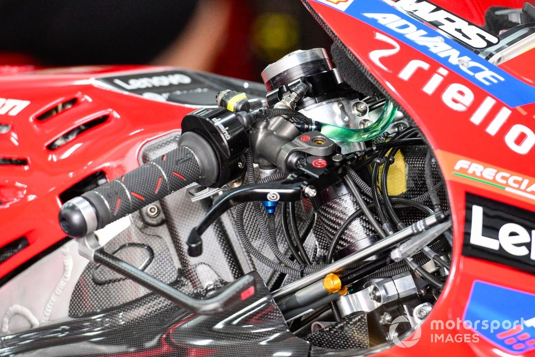 Szczegóły motocykla Ducati Team