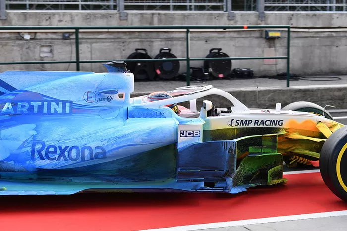 Robert Kubica, Williams FW41 with aero paint over the whole car