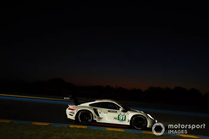 #91 Porsche GT Team Porsche 911 RSR 19 LMGTE Pro de Gianmaria Bruni, Richard Lietz, Frederic Makowiecki 