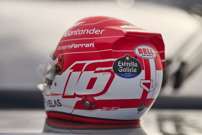 Casco de Charles Leclerc, Ferrari 
