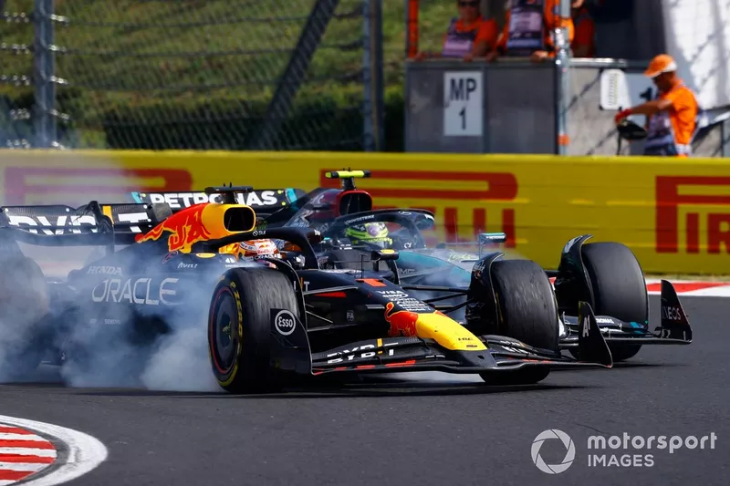 Max Verstappen, Red Bull Racing RB20, Lewis Hamilton, Mercedes F1 W15, chocan