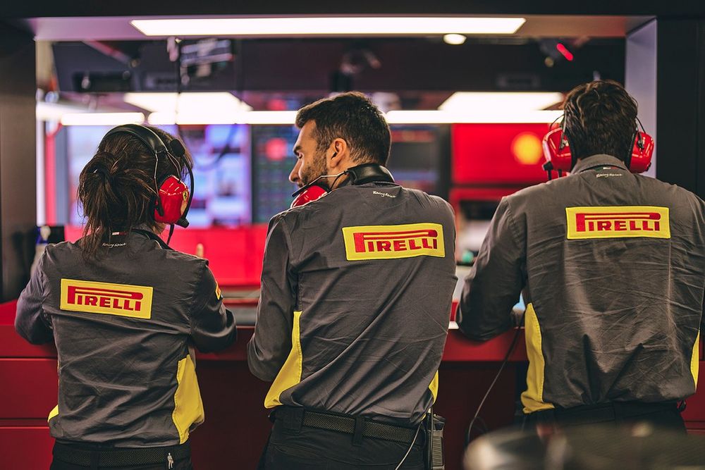 I tecnici Pirelli sono su tutti i campi di gara
