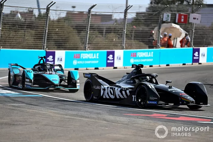 Lucas di Grassi, Venturi Racing, Silver Arrow 02 Sam Bird, Jaguar Racing, Jaguar I-TYPE 5