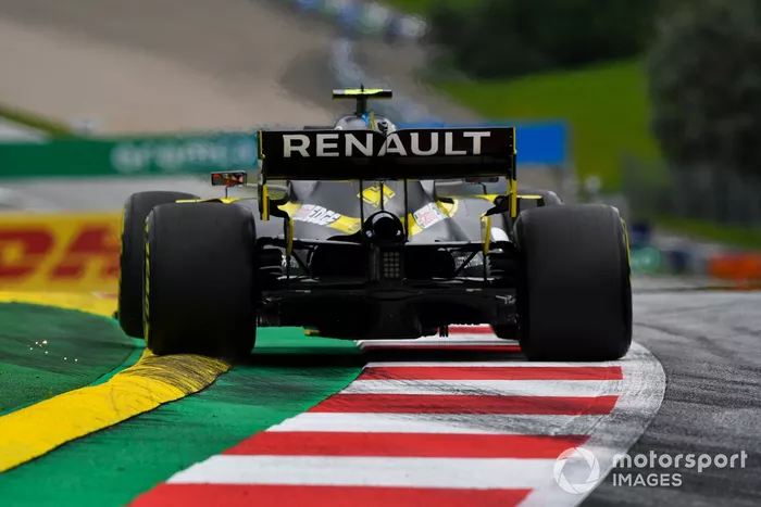 Esteban Ocon, Renault F1 Team R.S.20