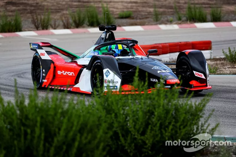 Audi e-tron FE06