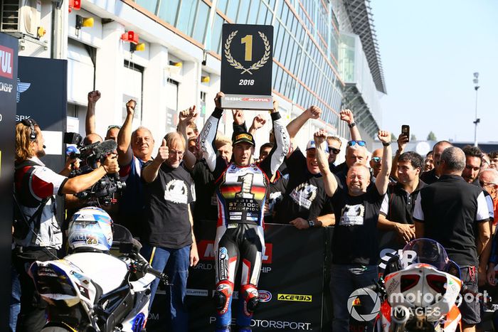 Markus Reiterberger se convierte en el campeón europeo de SSTK1000