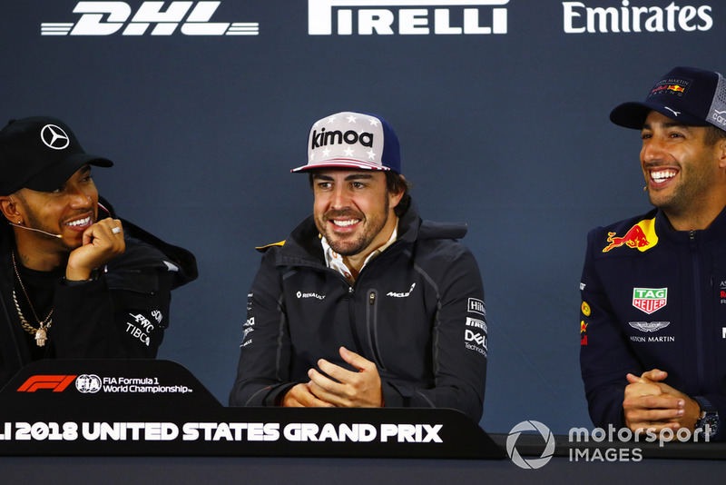 Lewis Hamilton, Mercedes AMG F1, Fernando Alonso, McLaren, and Daniel Ricciardo, Red Bull Racing, in the press conference.