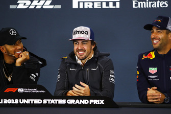 Lewis Hamilton, Mercedes AMG F1, Fernando Alonso, McLaren, and Daniel Ricciardo, Red Bull Racing, in the press conference.