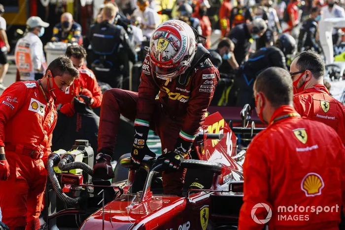 Charles Leclerc, Ferrari, en pit lane