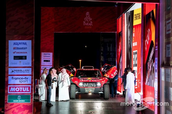 #302 JCW X-Raid Team: Stephane Peterhansel, Paulo Fiuza