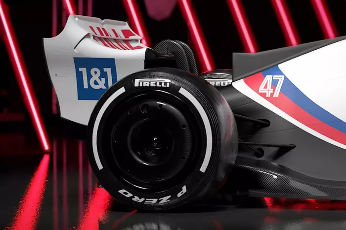 Detalle del Haas VF-22
