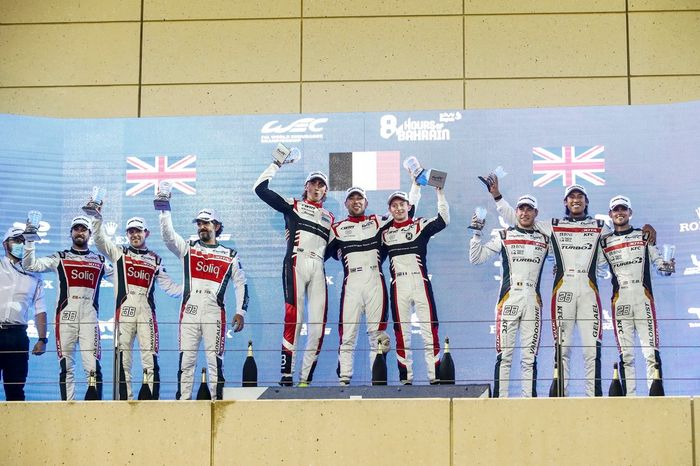 Podio P2: Ganador de la carrera #31 Team WRT Oreca 07 - Gibson: Robin Frijns, Ferdinand Habsburg-Lothringen, Charles Milesi, segundo puesto #38 JOTA Oreca 07 - Gibson: Roberto Gonzalez, Antonio Felix Da Costa, Anthony Davidson, tercer puesto #38 JOTA Oreca 07 - Gibson: Roberto Gonzalez, Antonio Felix Da Costa, Anthony Davidson