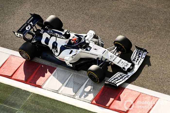 Yuki Tsunoda, AlphaTauri AT01 