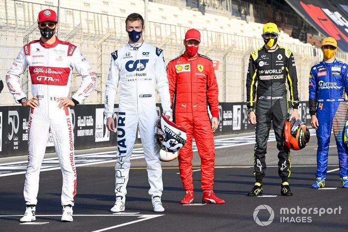 Foto de grupo de los pilotos al final de la temporada