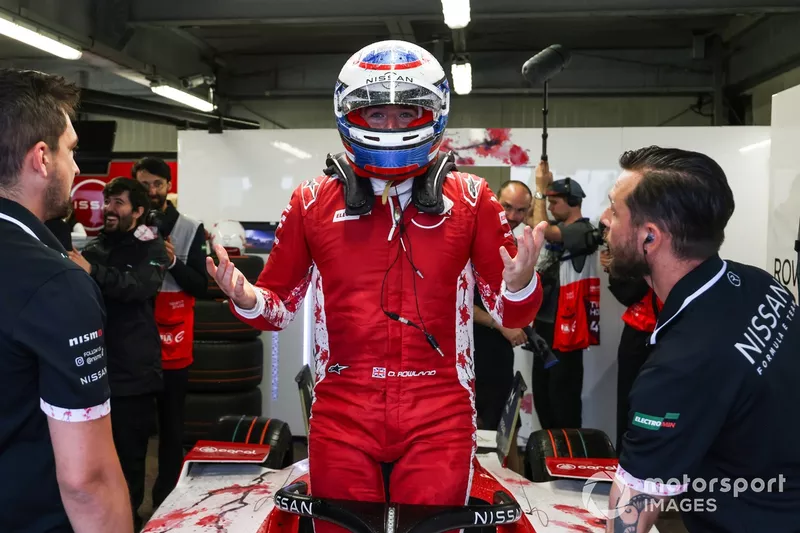 Oliver Rowland, en pole position, Nissan Formula E Team