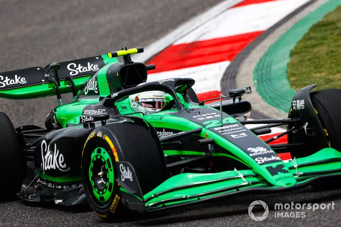 Zhou Guanyu, Kick Sauber C44