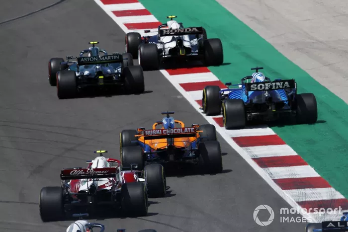 Pierre Gasly, AlphaTauri AT02, Sebastian Vettel, Aston Martin AMR21, George Russell, Williams FW43B, Daniel Ricciardo, McLaren MCL35M, Antonio Giovinazzi, Alfa Romeo Racing C41