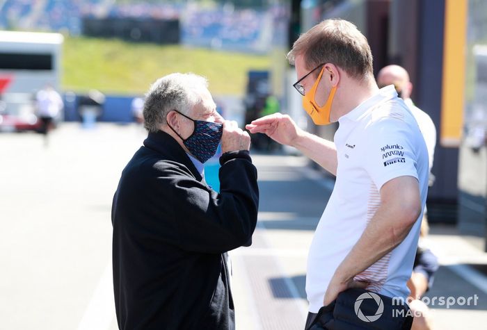 El presidente de la FIA Jean Todt, y el director de McLaren Andreas Seidl