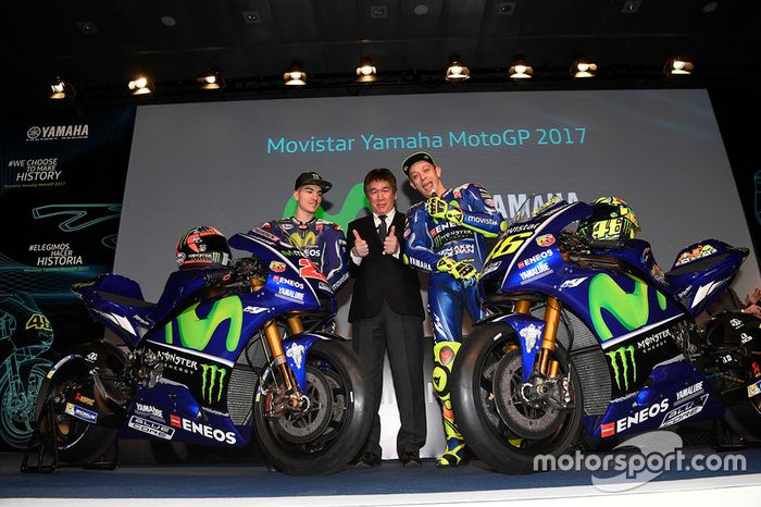 Valentino Rossi, Yamaha Factory Racing, Maverick Viñales, Yamaha Factory Racing, Kouichi Tsuji, presidente de Yamaha Factory Racing