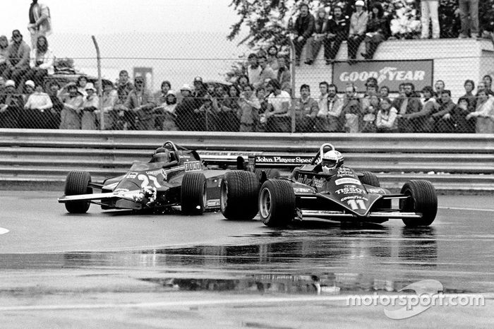 Gilles Villeneuve, Ferrari 126CK y Elio de Angelis, Lotus 87-Ford Cosworth