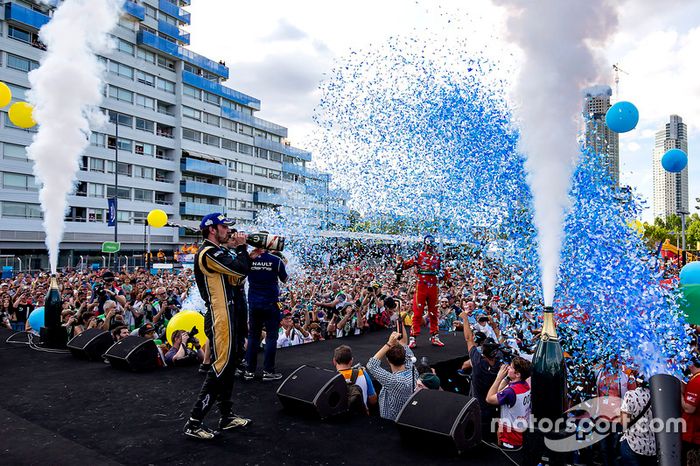 Podio: Jean-Eric Vergne, Techeetah, celebra su segundo puesto