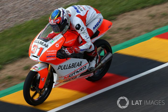 #31 Raul Fernandez (2017) - Moto3