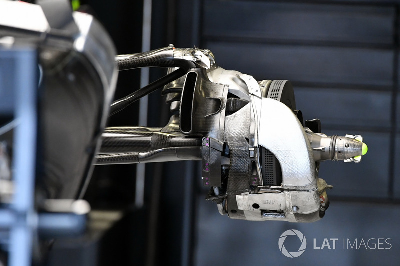 Mercedes-Benz F1 W08 , detalle de la parte trasera del coche