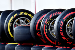 Des pneus Pirelli