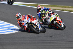 Andrea Dovizioso, Ducati Team; Cal Crutchlow, Team LCR, Honda