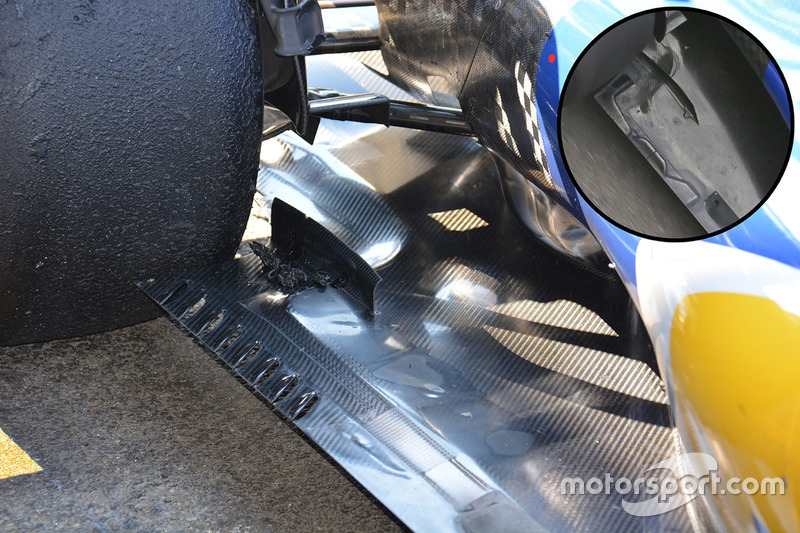 Sauber C35 floor detail