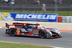 #8 Audi Sport Team Joest Audi R18 e-tron quattro: Lucas di Grassi, Loic Duval, Oliver Jarvis