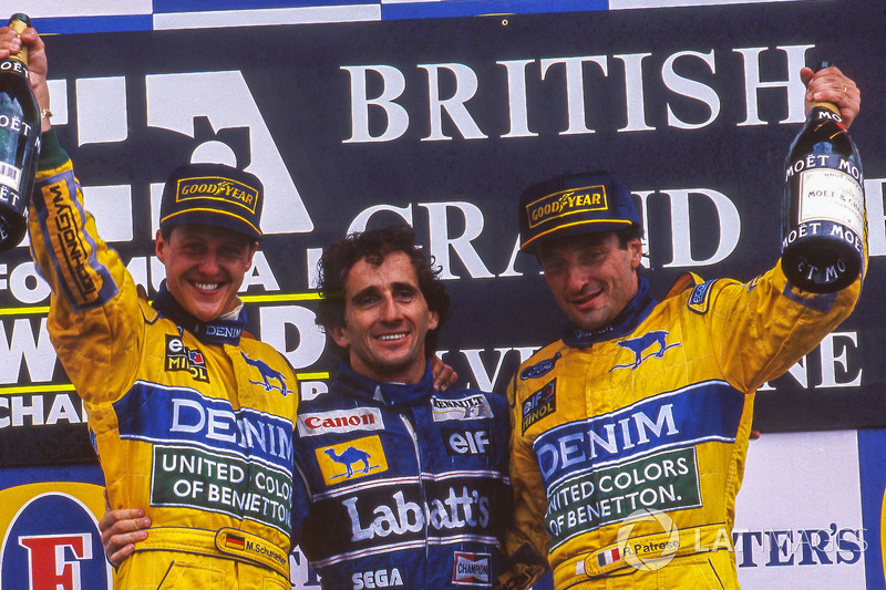 Podium: winnaar Alain Prost, tweede Michael Schumacher, derde Ricardo Patrese