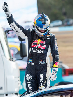 Yarış galibi Shane van Gisbergen, Triple Eight Race Engineering Holden