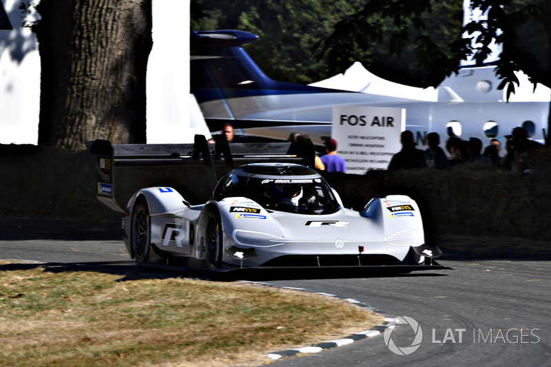 VW I.D. R Pikes Peak Roman Dumas
