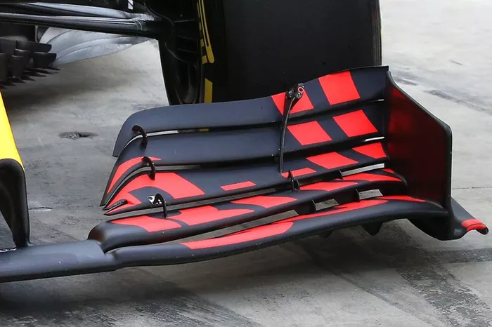 Red Bull Racing RB15  front wing detail