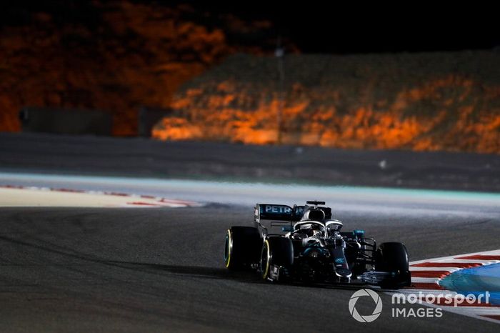 3: Lewis Hamilton, Mercedes AMG F1 W10, 1:28.190