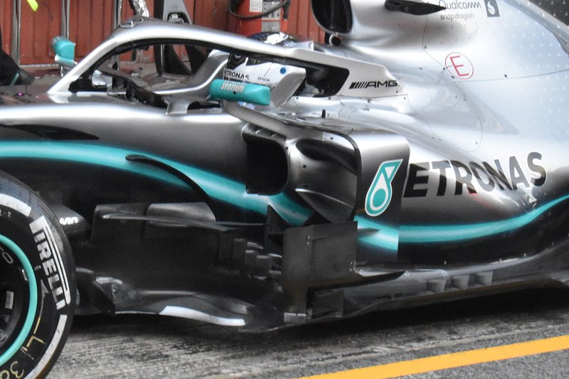 Mercedes AMG F1 W10, dettaglio dei deviatori di flusso