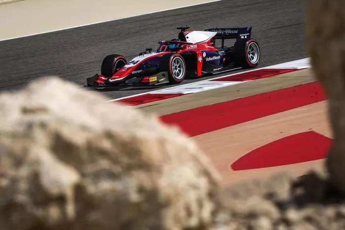 Bent Viscaal, Trident, F2 pre-season test