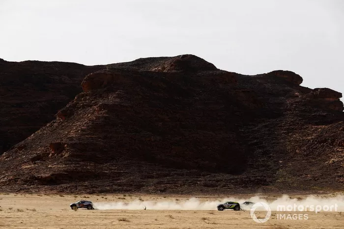 Catie Munnings, Timmy Hansen, Andretti United Extreme E, Christine 'GZ' Giampaoli Zonca, Oliver Bennett, Hispano Suiza Xite Energy Team, y Mikaela Ahlin-Kottulinsky, Jenson Button, JBXE Extreme-E Team