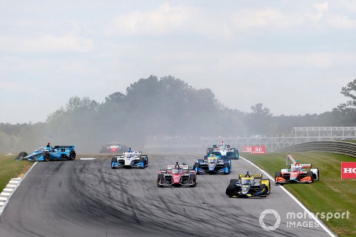 Accidente de Colton Herta, Andretti Autosport Honda, Rinus VeeKay, Ed Carpenter Racing Chevrolet, James Hinchcliffe, Andretti Steinbrenner Autosport Honda