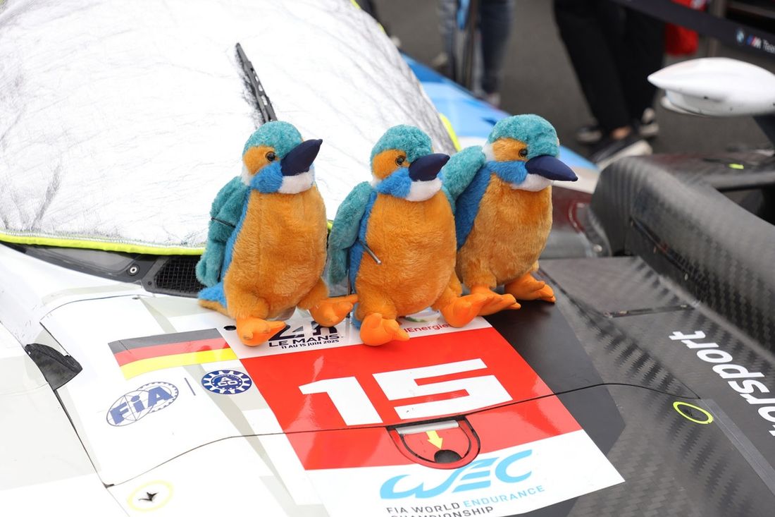 #15 BMW M Team WRT BMW M Hybrid V8: Dries Vanthoor, Raffaele Marciello, Kevin Magnussen